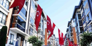 Bahçelievler Türk bayraklarıyla donatıldı