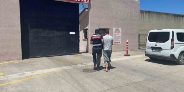 Jandarmadan iki ilçede uyuşturucu operasyonu: 2 tutuklama