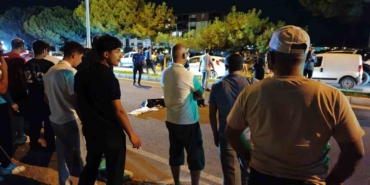 Yolun karşısına geçmeye çalışırken hayatını kaybetti