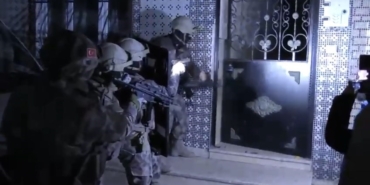 21 ilde dev operasyon: 318 adrese baskın, 304 torbacı yakalandı