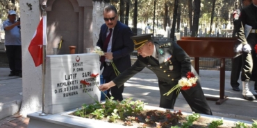 Edremit’te 15 Temmuz etkinlikleri şehitlik ziyaretiyle başladı