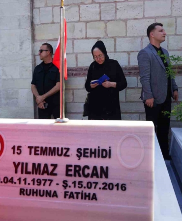15 Temmuz Şehitleri Edirnekapı Şehitliği’nde dualarla anıldı