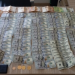 Kocaeli’de altın ve döviz çalan şahıs İzmir’de yakalandı