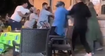 Sahilde kadınlar birbirine girdi