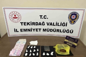 Çorlu’da zehir tacirlerine darbe: Bonzai ve para ele geçirildi