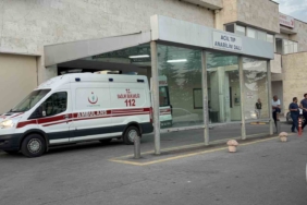 Edirne’de otomobille çarpışan motosikletli ağır yaralandı