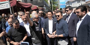 Fenerbahçe Yüksek Divan Kurulu Başkanlığı’na 9 bin 700 imza teslim edildi