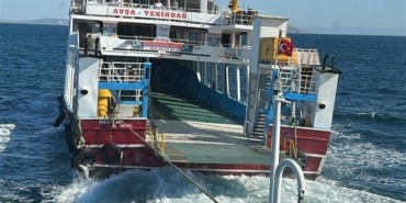 Feribottaki yangına müdahale sürüyor: 200 yolcu güvenli şekilde tahliye ediliyor