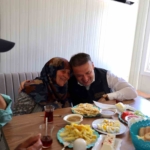 Geçici barınma merkezinde ilk sabah kahvaltısı