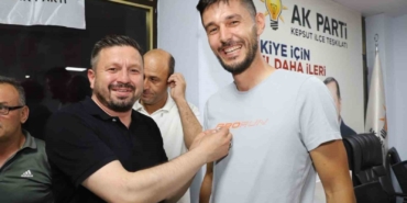 Yeniden Refah Partisi’nden 61 isim AK Parti’ye katıldı