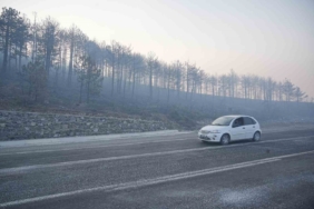 Bursa’daki orman yangını 3. gününde... Gökyüzünü kaplayan duman bulutundan göz gözü görmüyor