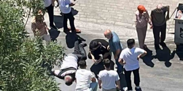 Beylikdüzü’nde feci kaza: Süratle gelen otomobil yayaya çarpıp kaçtı