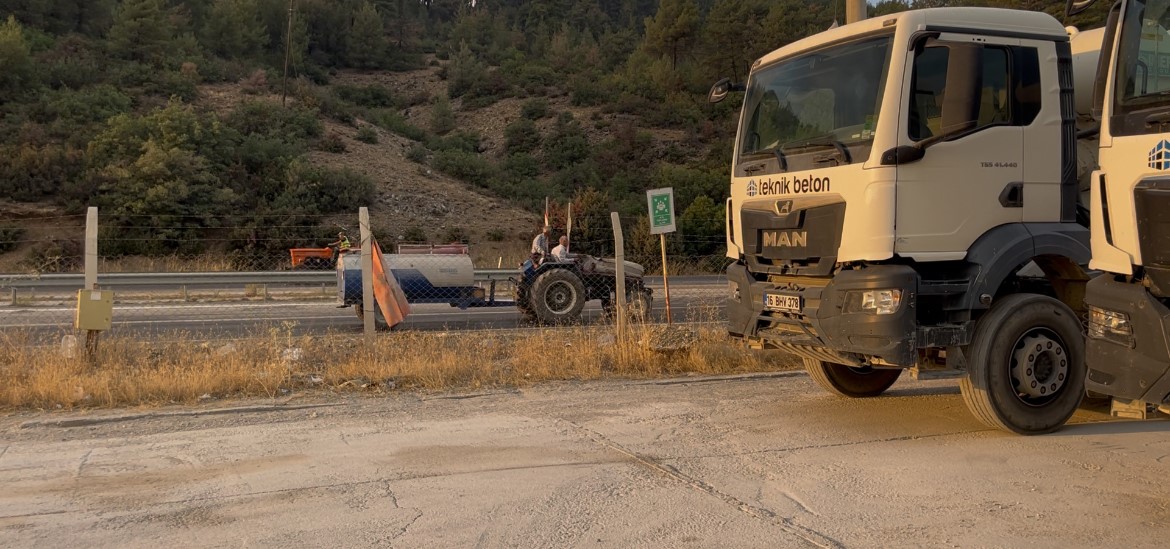 Harmancık’taki orman yangınına beton pompasıyla müdahale eden Ali Yalçın o anları anlattı