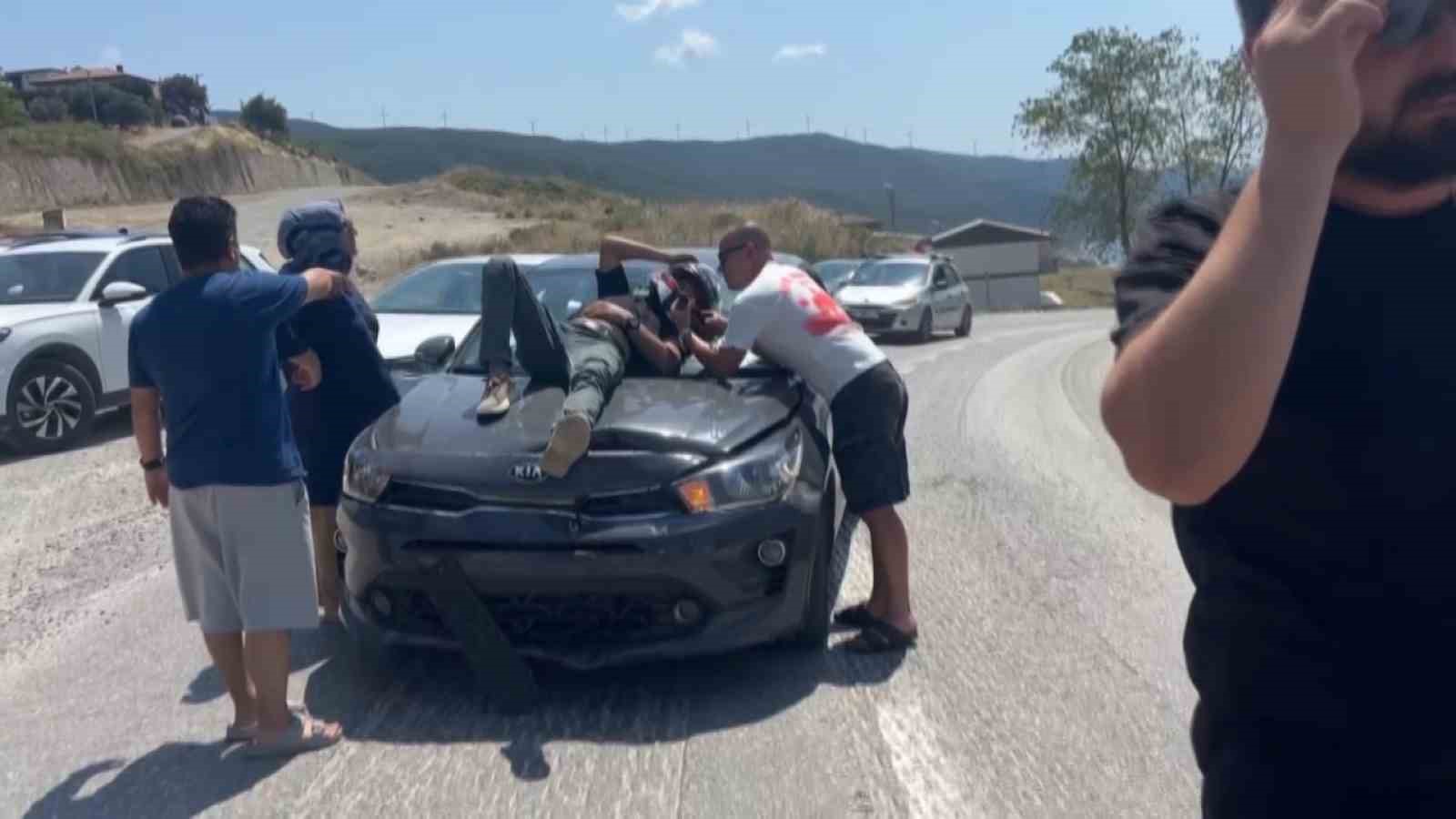 Yalova’da motosikletle otomobil çarpıştı: 1 yaralı