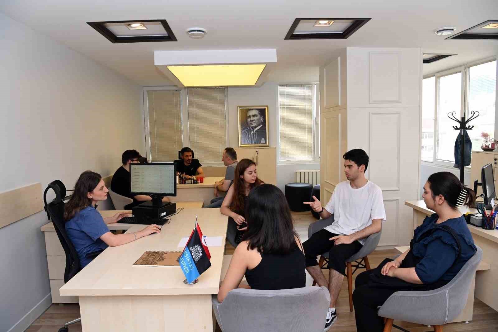 Beşiktaş Belediyesi’nden YKS öğrencilerine ücretsiz tercih danışmanlığı