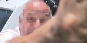 Küçükçekmece’de yol verme kavgası