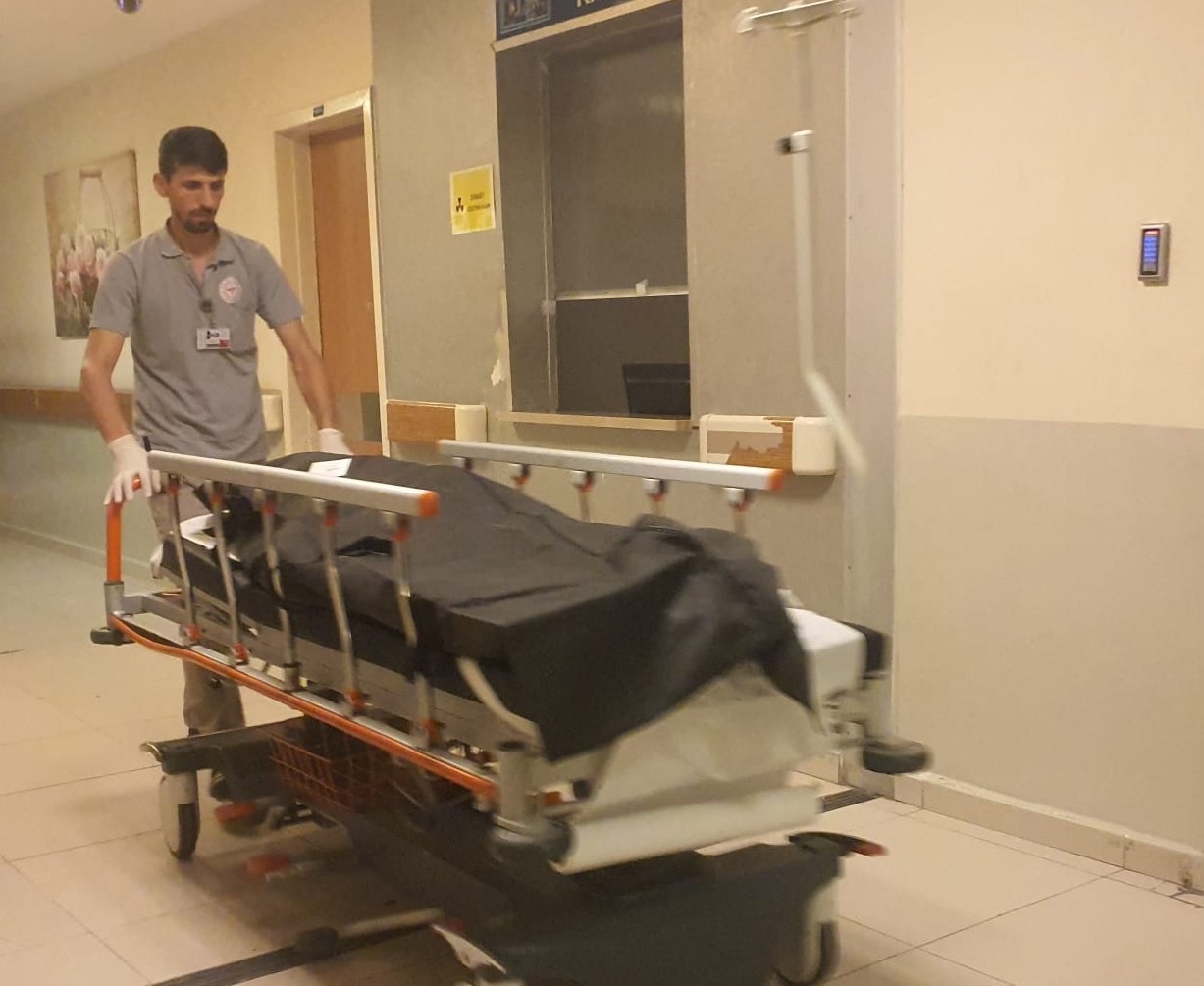 Asansör boşluğuna düşen işçi hayatını kaybetti