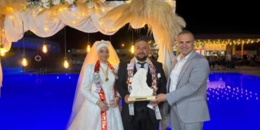 Başkan Dilsiz, Bayırköy’de ailelerin mutlu günlerinde yanlarında oldu