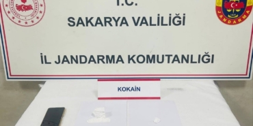 Sakarya’da uyuşturucu operasyonu: 3 gözaltı