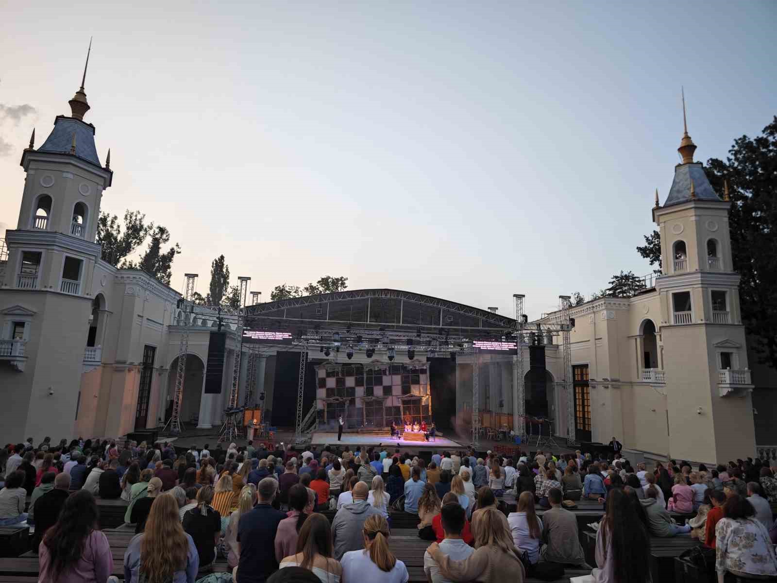 Kocaeli Şehir Tiyatroları, Moskova’da Türkiye’yi temsil etti