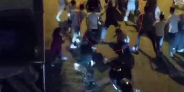 Esenyurt’ta iki aile arasında gürültü kavgası: Polisin motosikletteki kaskını alıp komşusuna saldırdı