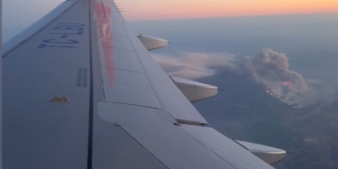 Felaketin boyutu yolcu uçağından böyle görüntülendi