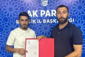 AK Parti Pazaryeri’nde bayrak değişimi