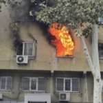 Sultangazi’de 7 katlı iş merkezinde korkutan yangın