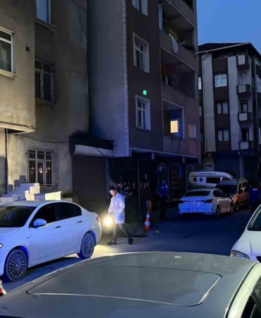 Sultangazi’de silahlı saldırıya uğrayan pazar esnafı ağır yaralandı