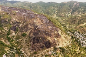 Uçmakdere’de yanan alanlar havadan görüntülendi