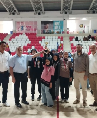 Kur’an kursu öğrencileri katıldığı voleybol turnuvası