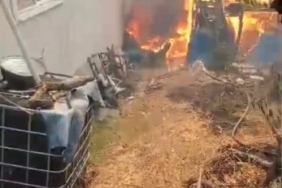 Orman yangını köye indi: "Kaç, artık hiçbir şey yapamayız"