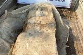 Yalova’da bin 900 yıllık mezar taşını satmaya çalışan şüpheli yakalandı