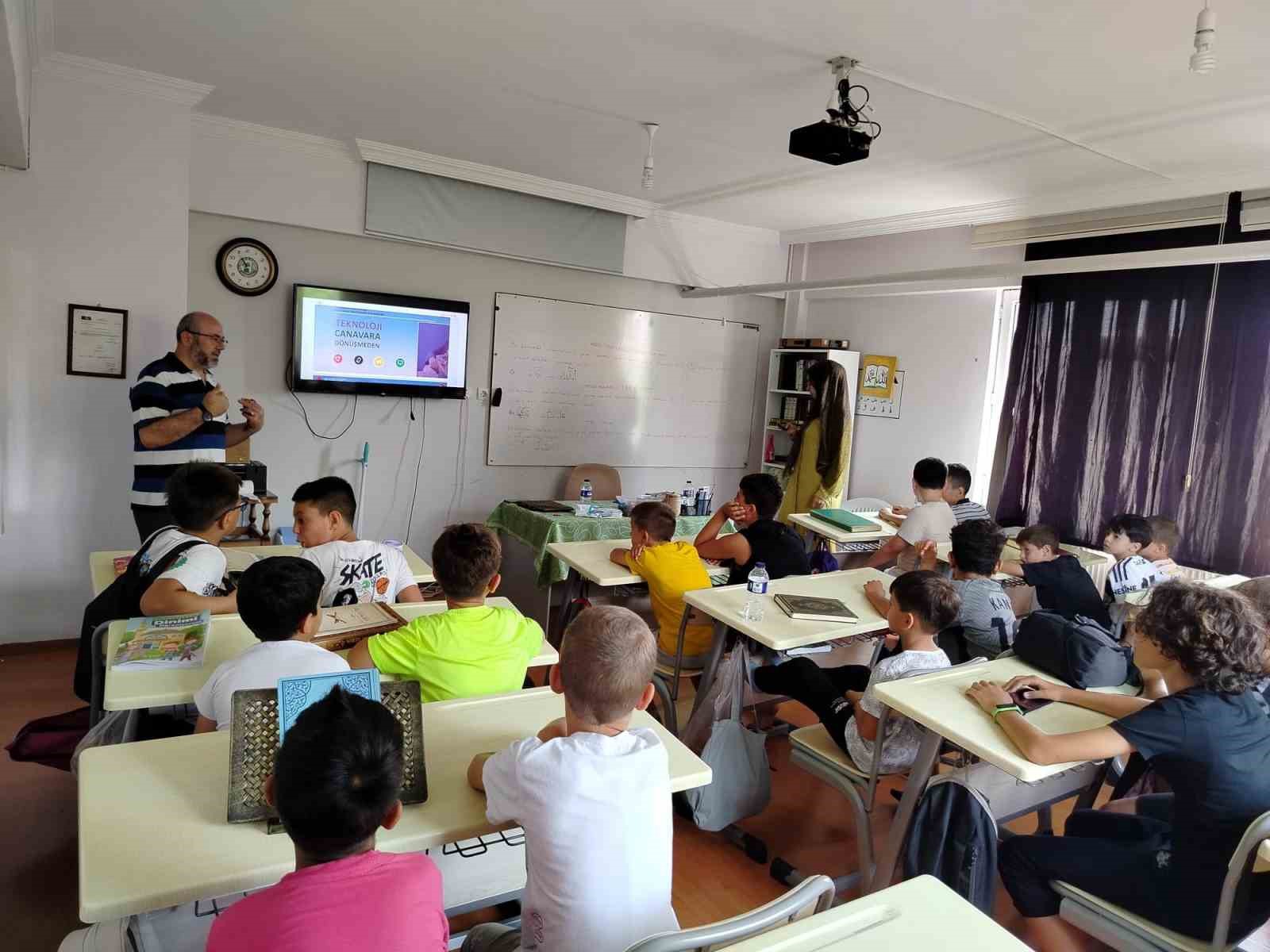 Bandırma’da 2025 yılı yaz Kur’an kursları sona erdi