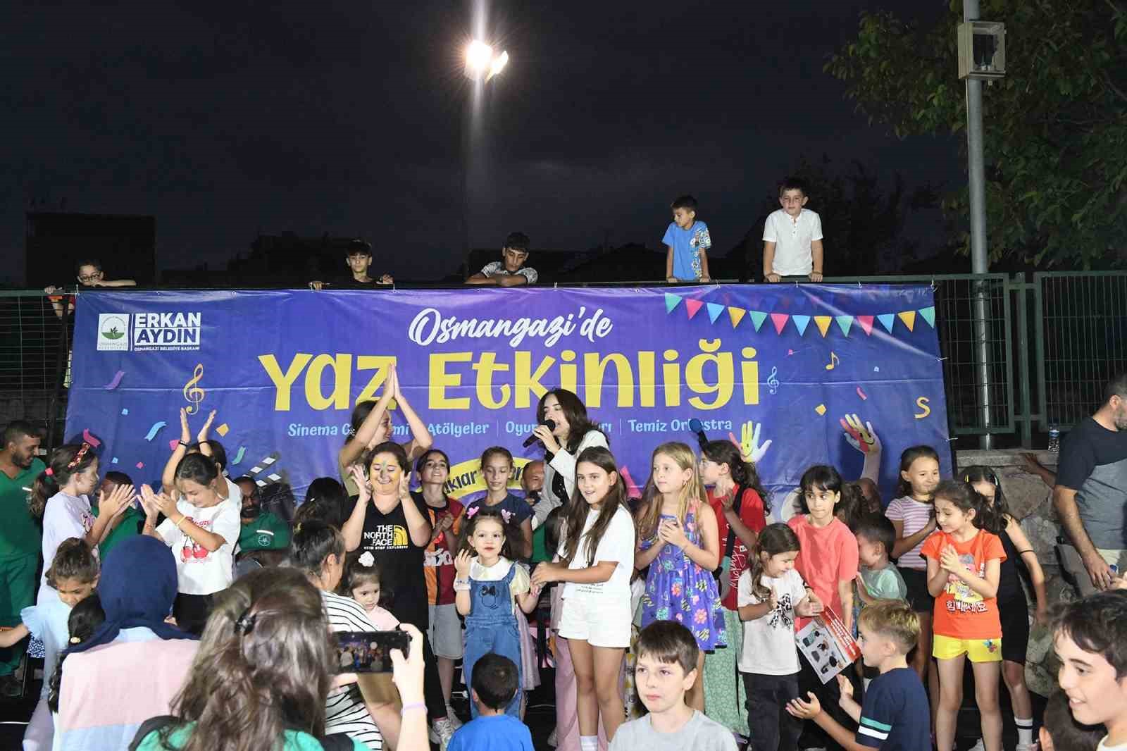 Yaz etkinliklerinde çocuklar ve aileler doyasıya eğlendi