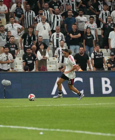 Wilfred Ndidi ile Taylan Bulut, ilk kez forma giydi