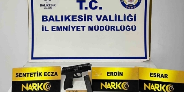 Ayvalık’ta narkotik polisinden operasyon: 3 kişi tutuklandı