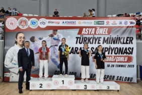 Bilecikli sporcu Türkiye Minikler Karate Şampiyonası’nda büyük başarı elde etti