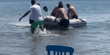 Yürüyerek gidilen adada can pazarı