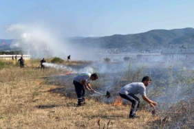Kocaeli’de otluk yangını