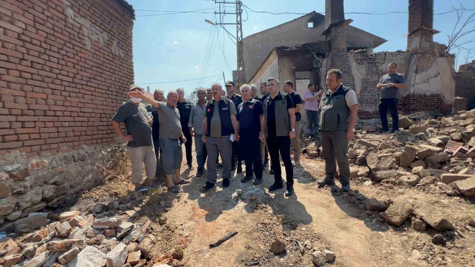 Çanakkale’de hasar tespit çalışmaları için 9 ekip kuruldu