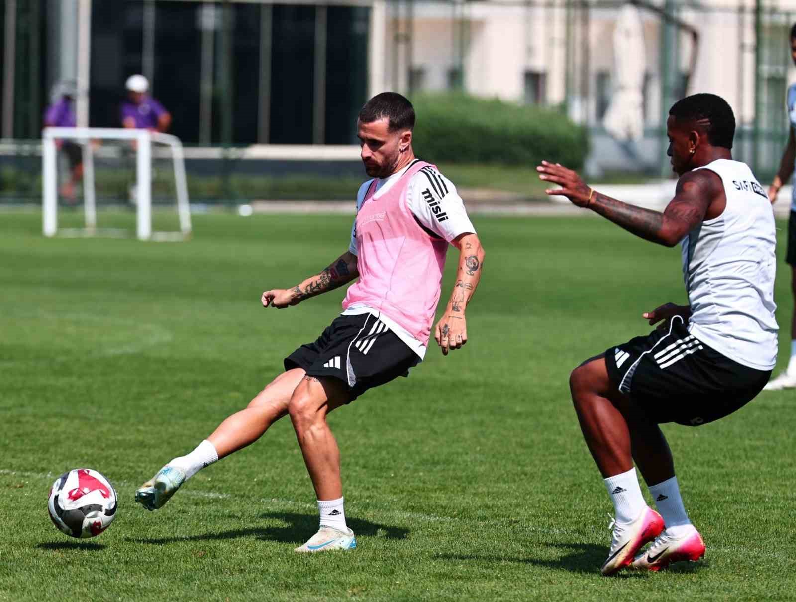 Beşiktaş, St. Patrick’s maçı hazırlıklarını tamamlandı