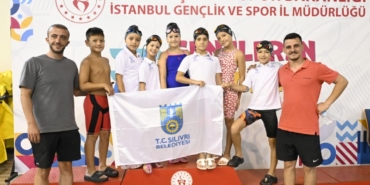 Silivri Belediyesi Spor Kulübü Yüzme Takımı, 20 madalya kazandı