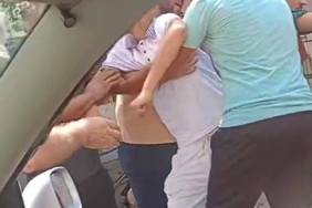 Trafikte dehşet saçtılar: Yol verme tartışması saldırıya dönüştü