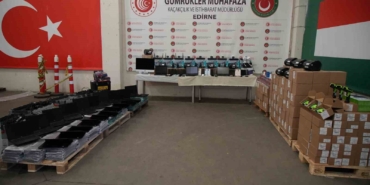 Edirne’de, gümrükte 3 ayrı operasyonda milyonluk kaçak eşya ele geçirildi