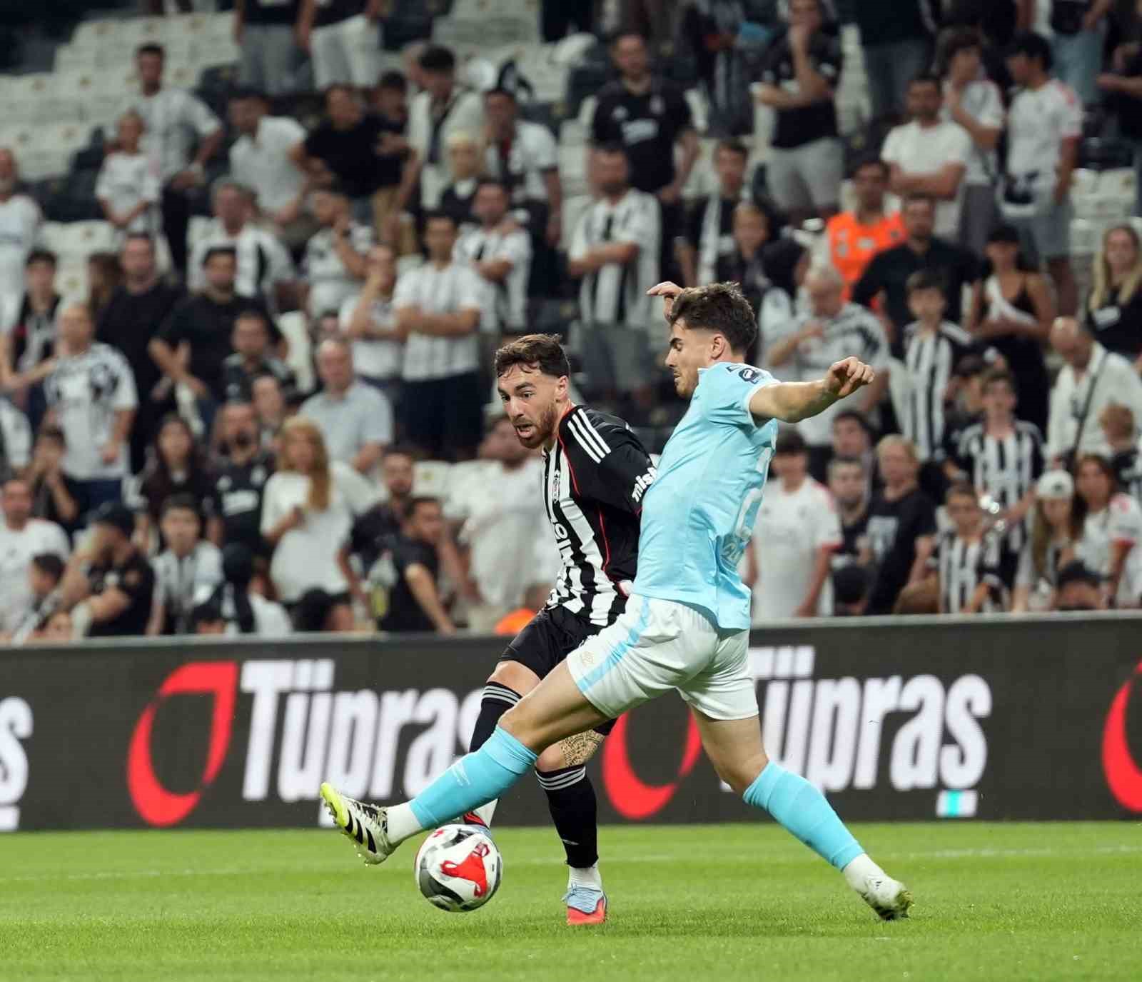 UEFA Konferans Ligi: Beşiktaş: 1 - St. Patrick’s: 2 (İlk yarı)