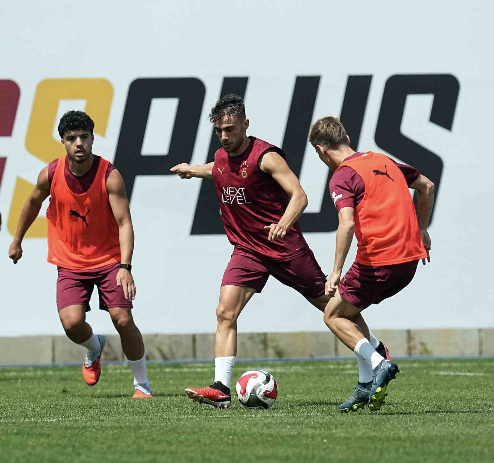 Galatasaray’da, Kayserispor mesaisi devam etti