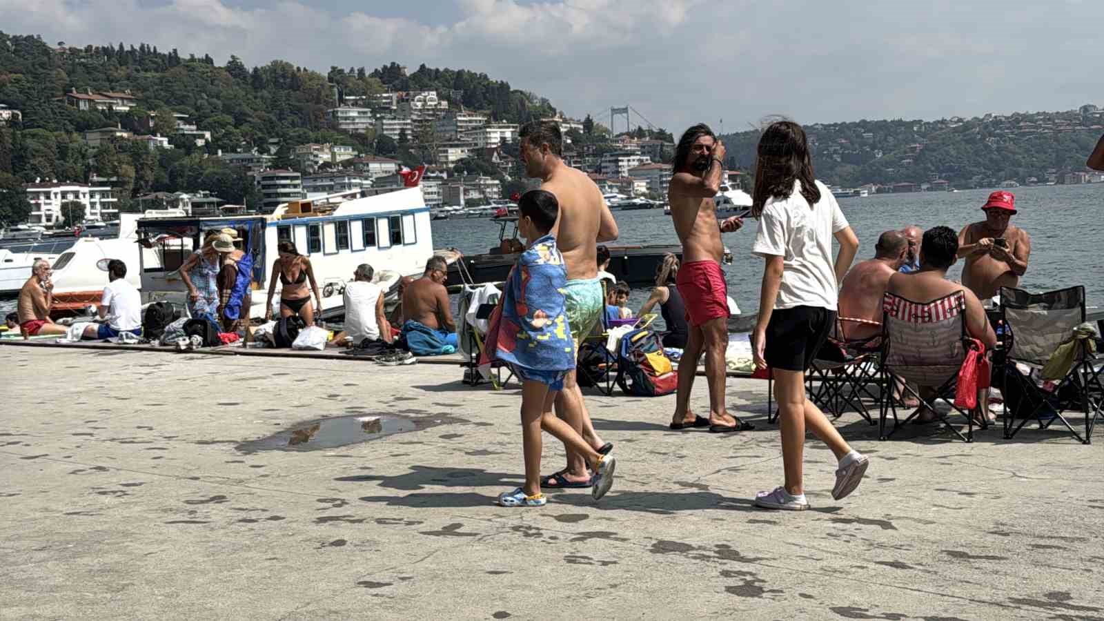 Bebek Sahili’nde Zafer Bayramı tatili ve yazın son günleri yoğunluğu