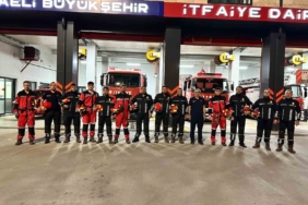 Kocaeli’den deprem bölgesine arama kurtarma ekibi