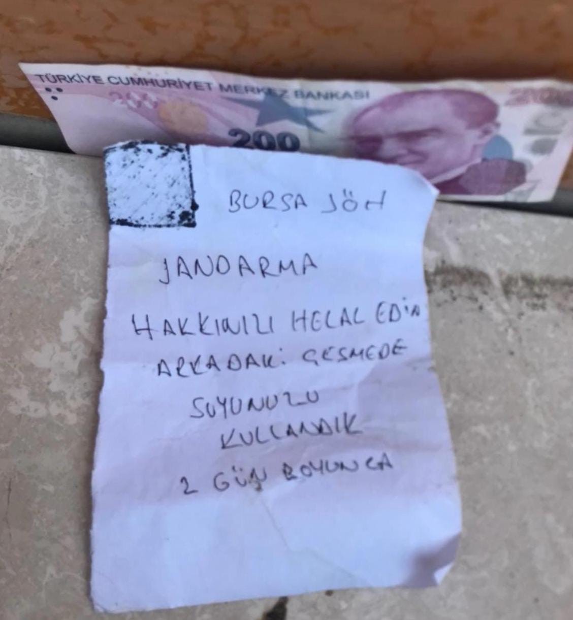 Büyükyenice Köyü’nde duygulandıran not